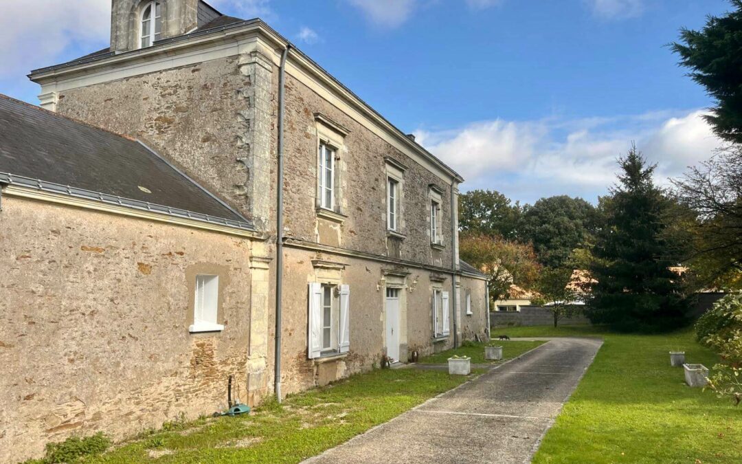 ‘JEANNE’ – Maison de Maître  avec vue sur la Sèvre